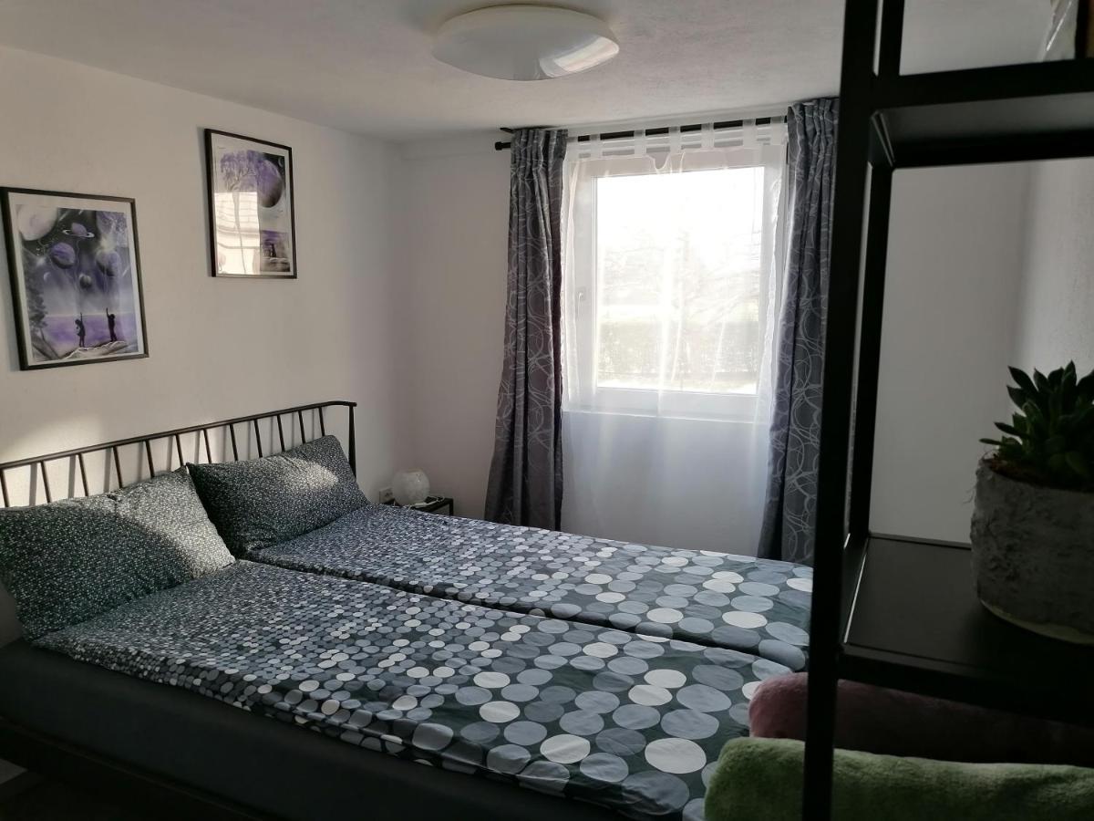 Apartma Pr Urarj コバリード エクステリア 写真